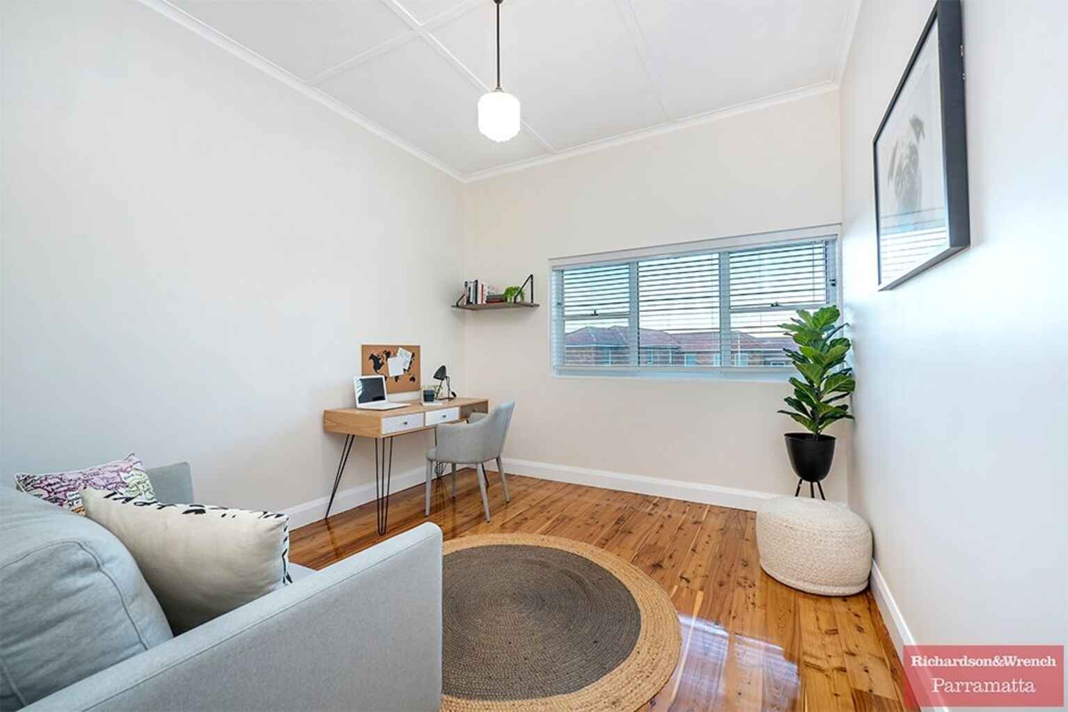 8 / 2 Croydon Avenue Croydon