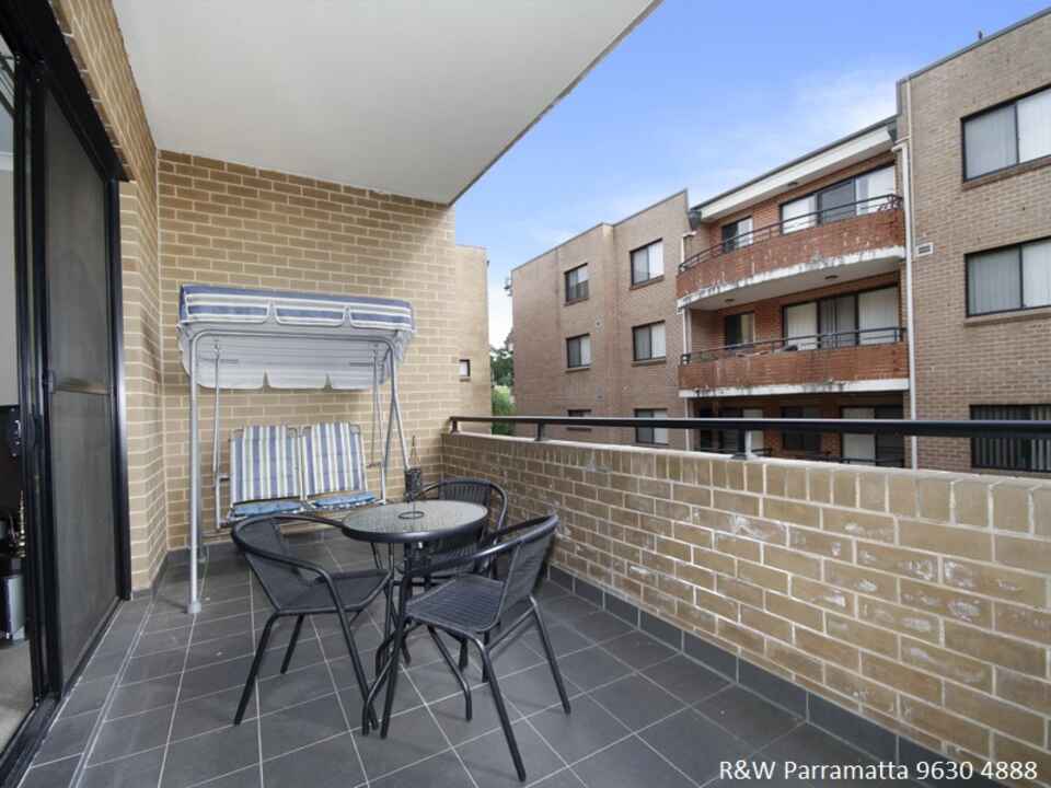 15/22-24 Pitt Street Parramatta