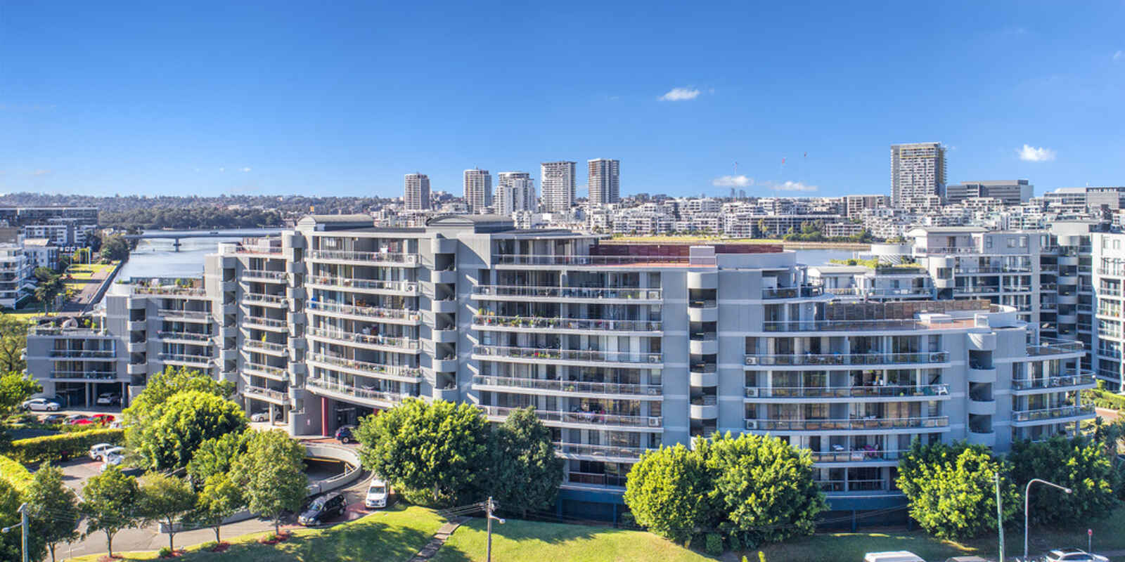 3/27 Bennelong Parkway Wentworth Point