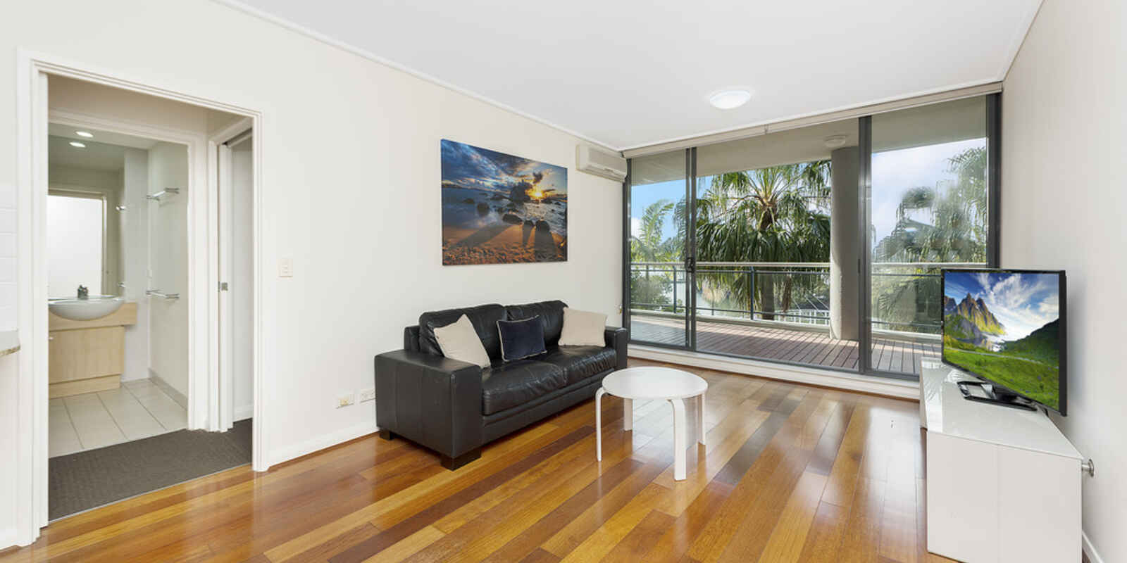 3/27 Bennelong Parkway Wentworth Point