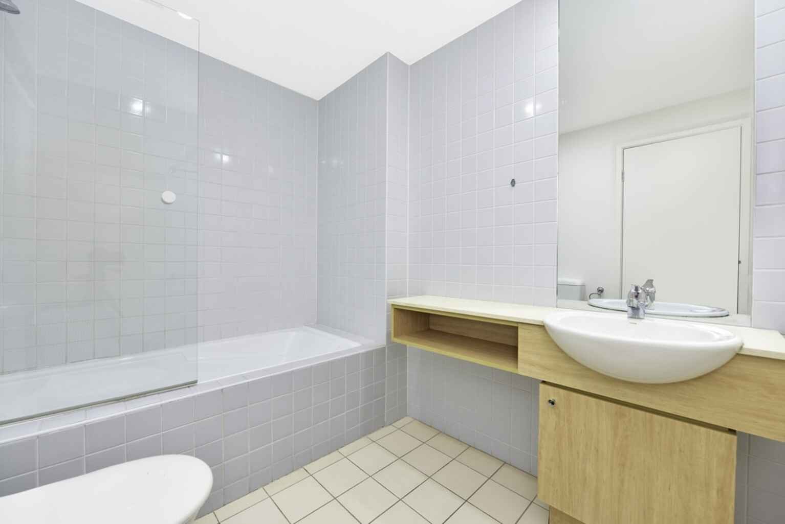 3/27 Bennelong Parkway Wentworth Point 3/27 Bennelong Parkway Wentworth Point