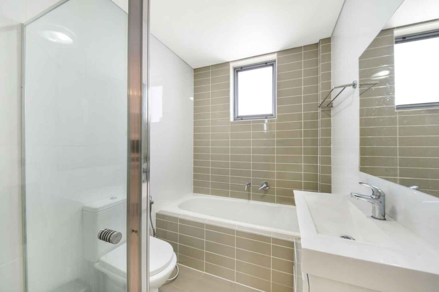 22/81-83 Kissing Point Road Dundas