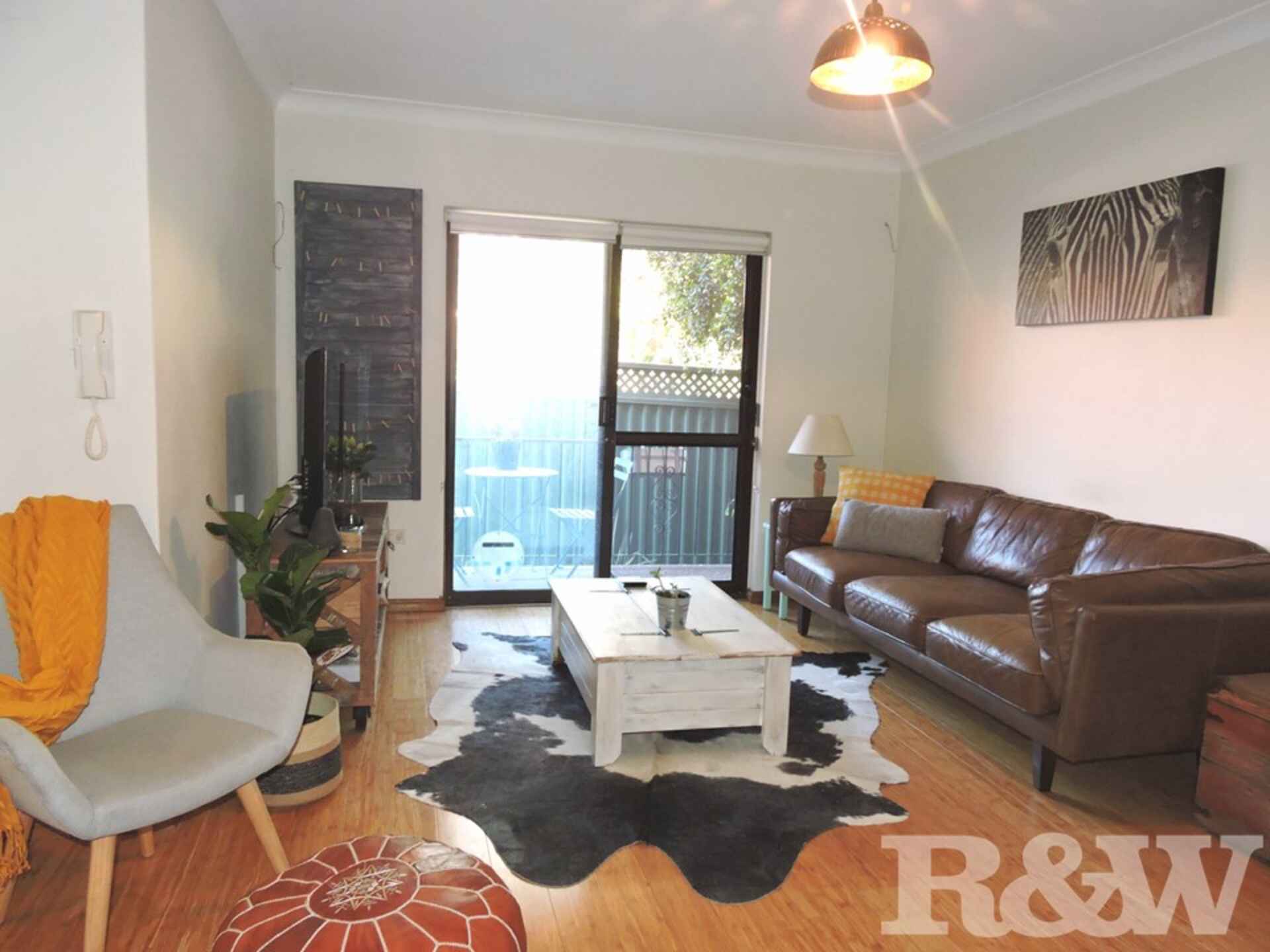 2/75 Weston Street Harris Park