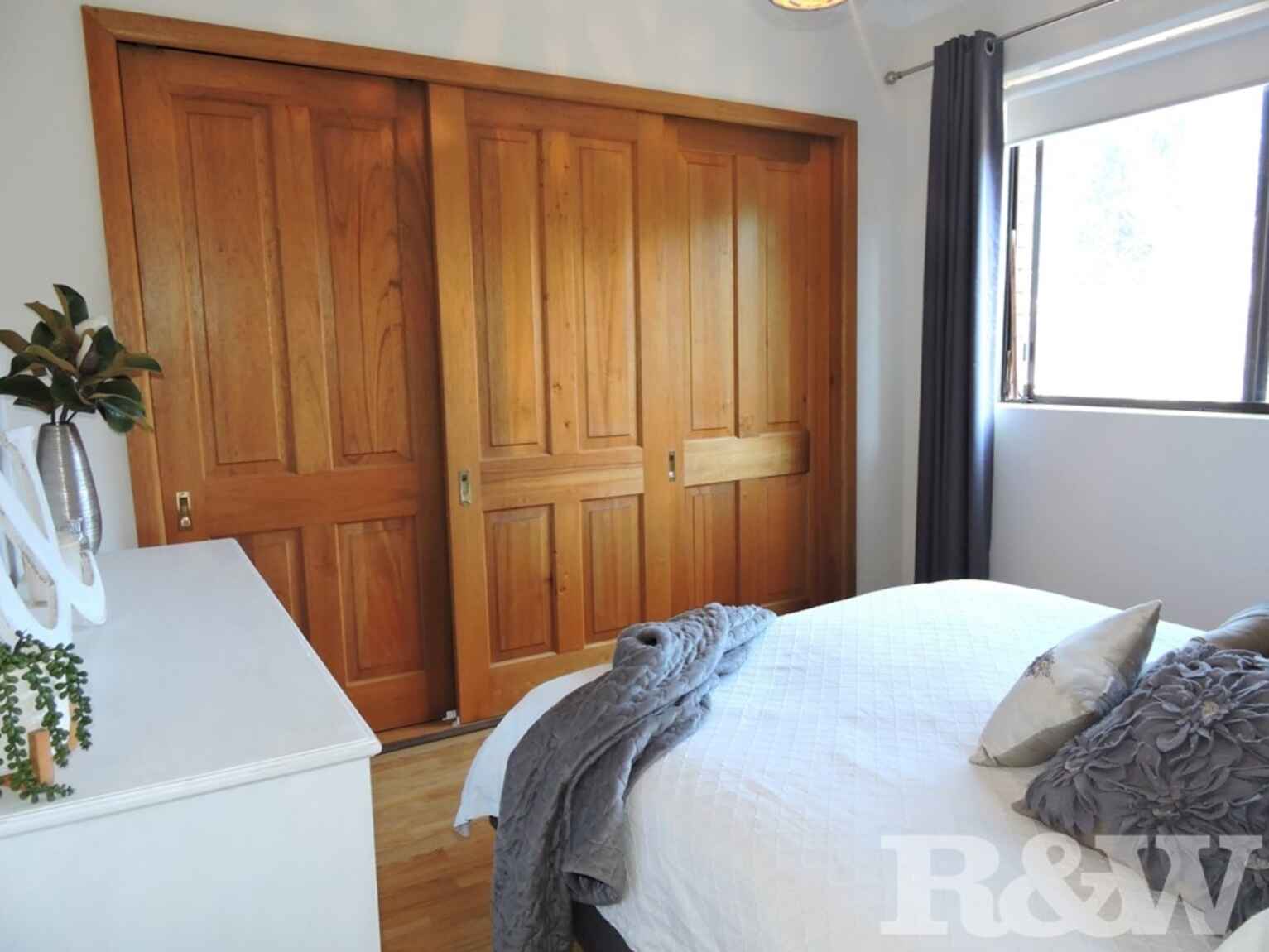 2/75 Weston Street Harris Park