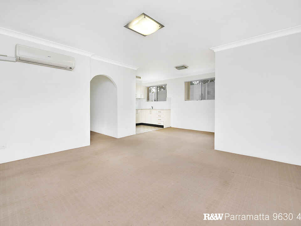 2/18 Crown Street Granville