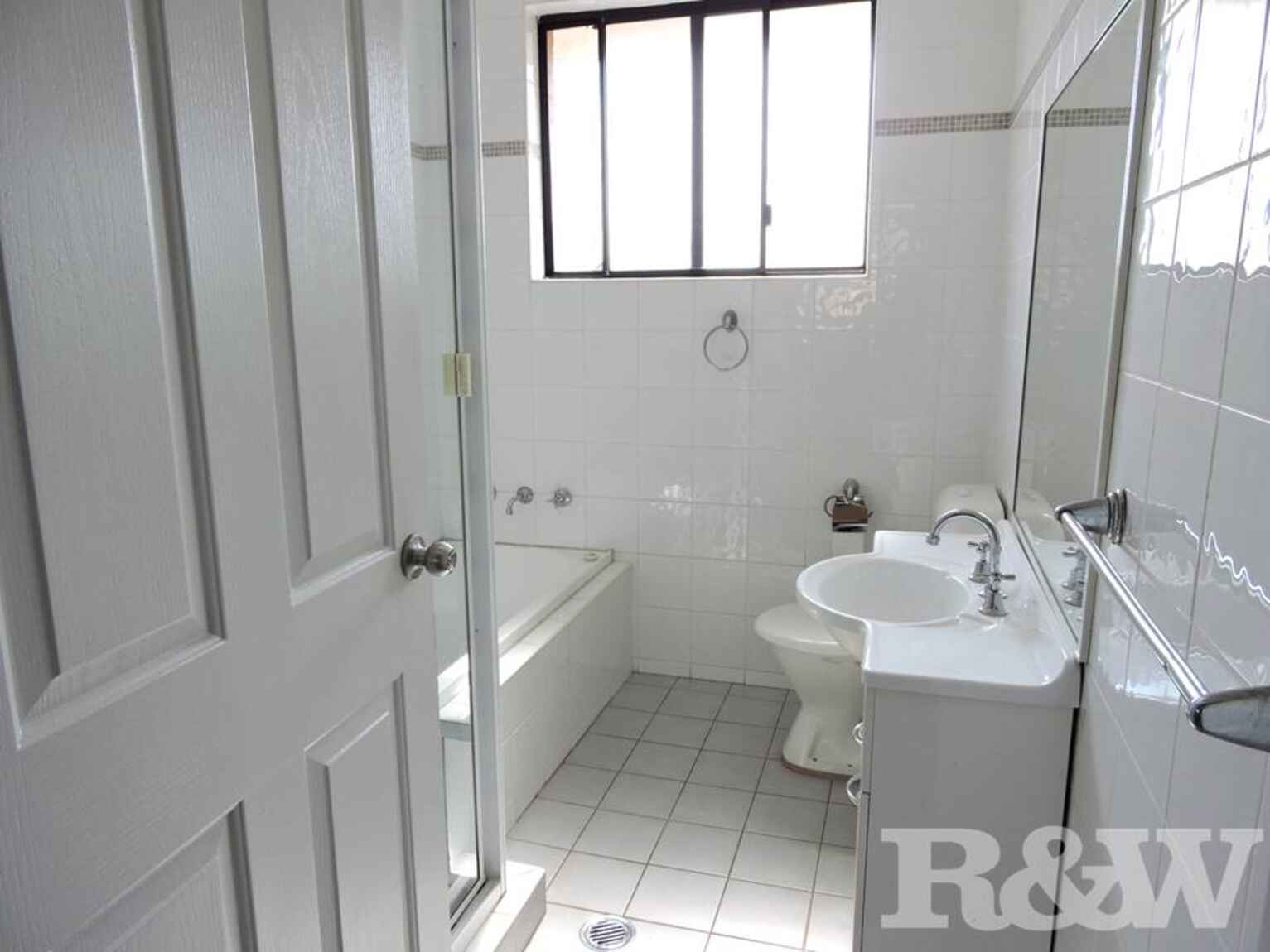 1/4-6 Bowden Street North Parramatta