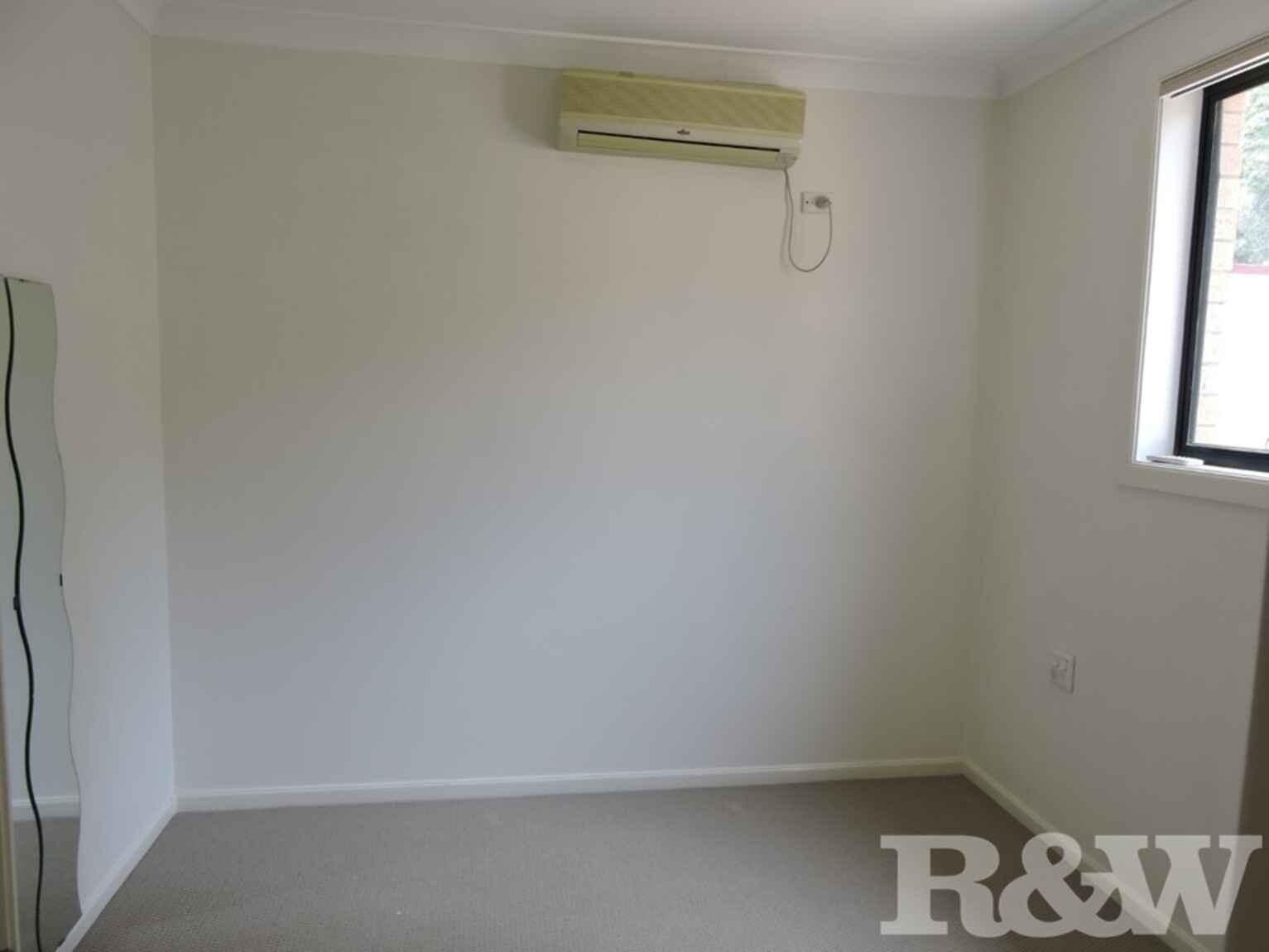 2/37 Crosby Street Greystanes