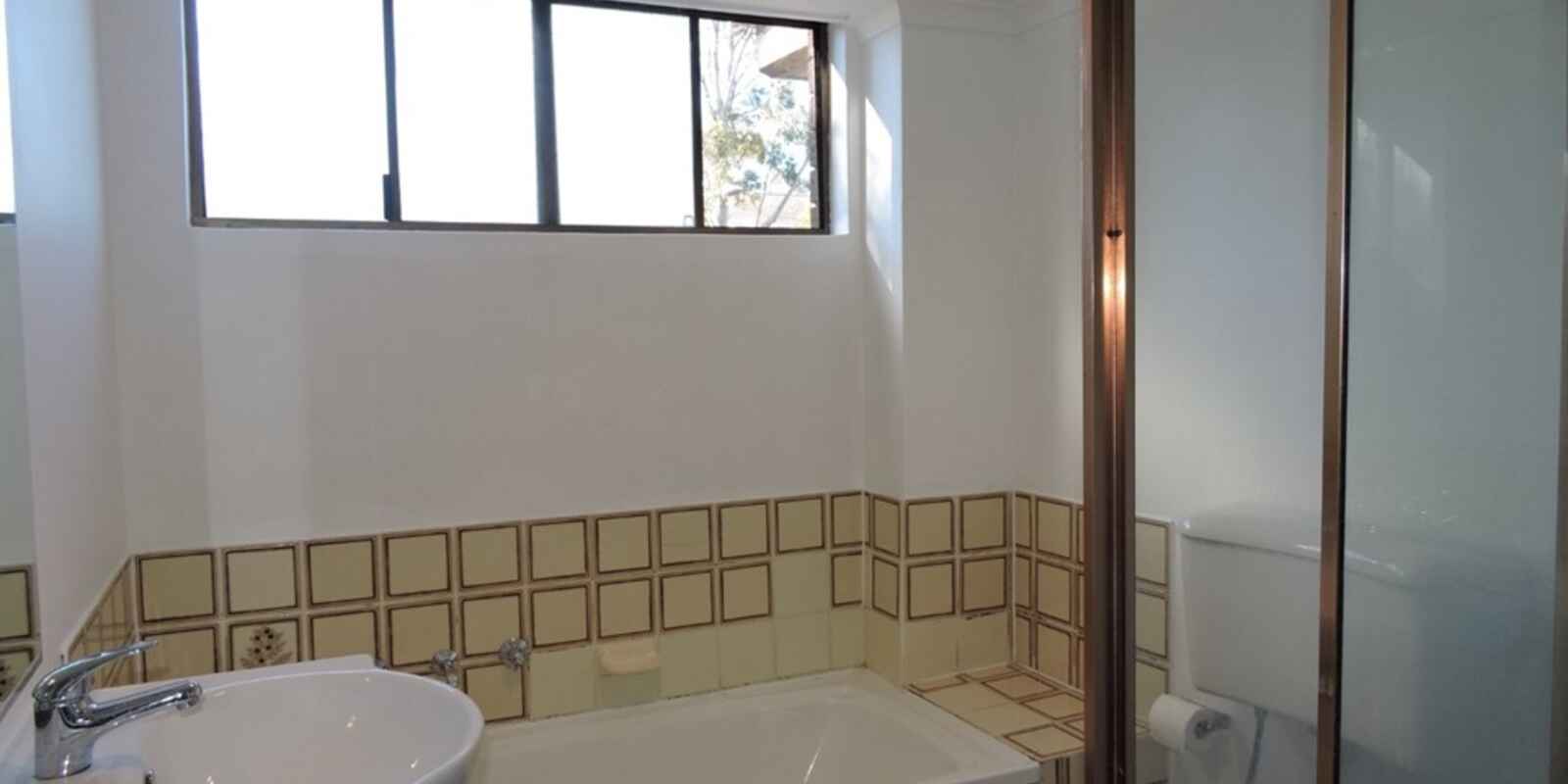 6/13-17 Victoria Road Parramatta