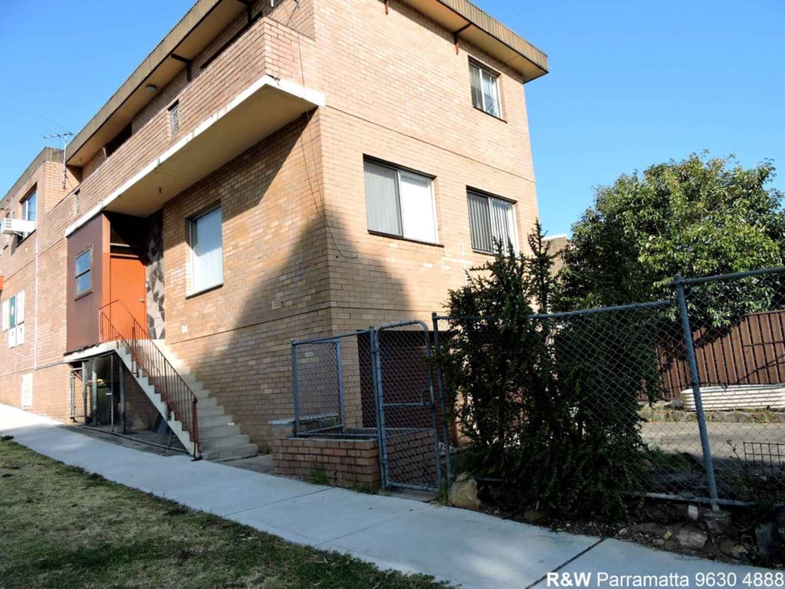 3/21-23 Iron Street North Parramatta