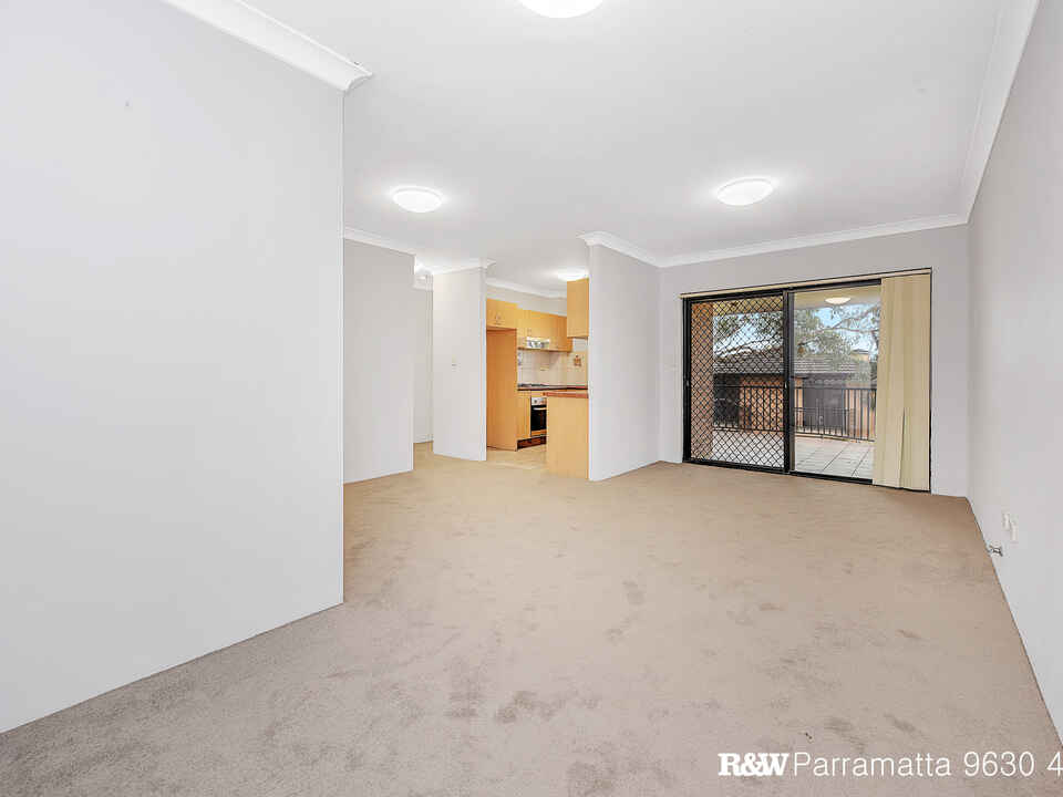 15/49 Calliope Street Guildford