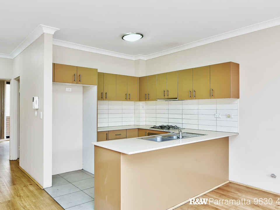 17/22-24 Pitt Street Parramatta