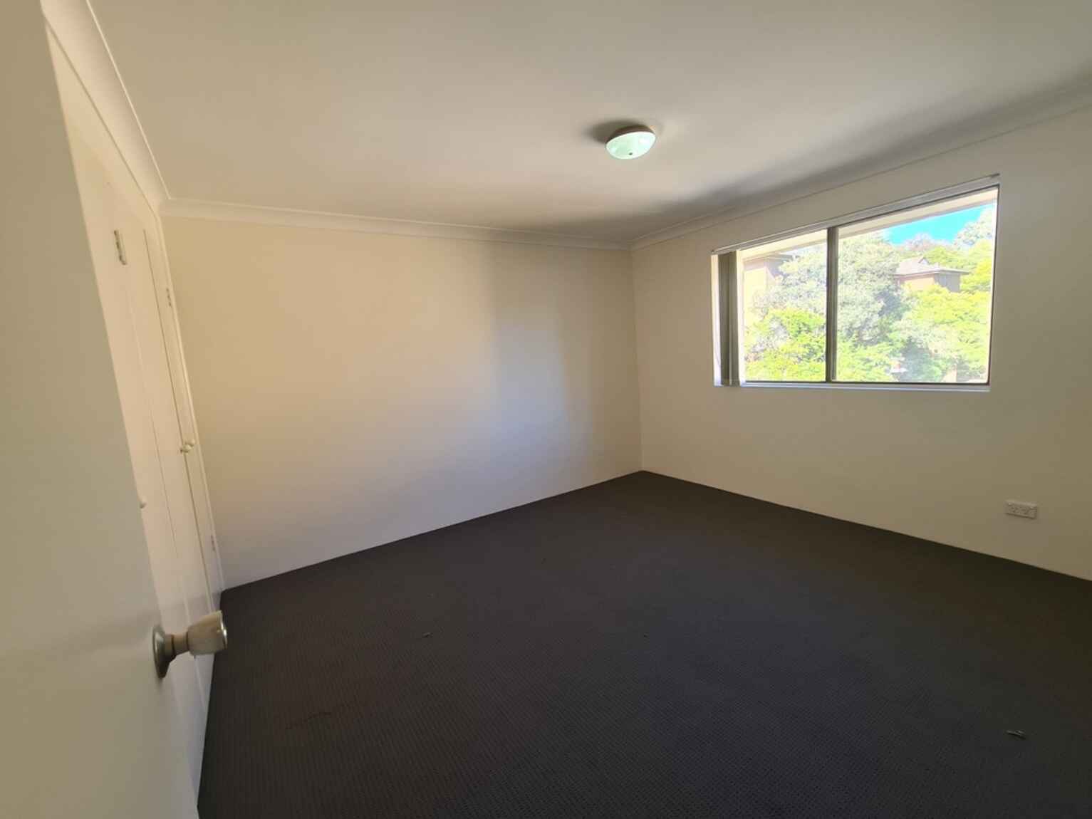 8/43 Victoria Road Parramatta