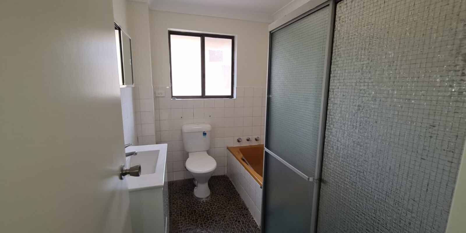 8/43 Victoria Road Parramatta 8/43 Victoria Road Parramatta