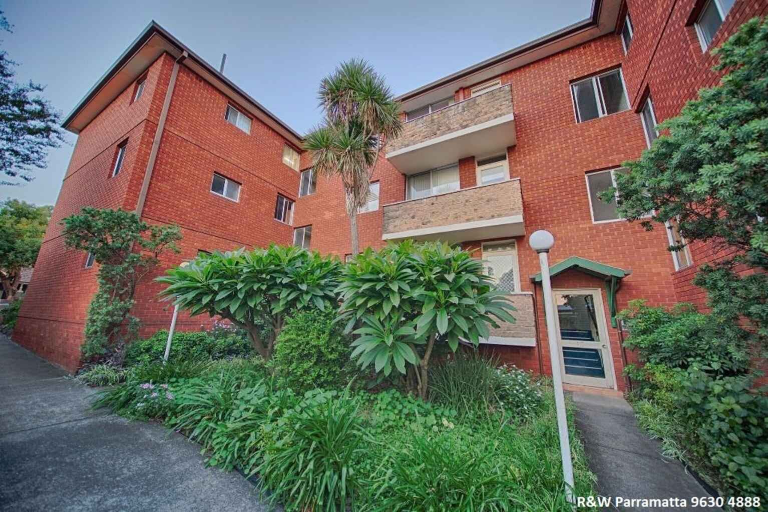 5/11 Albert Street North Parramatta