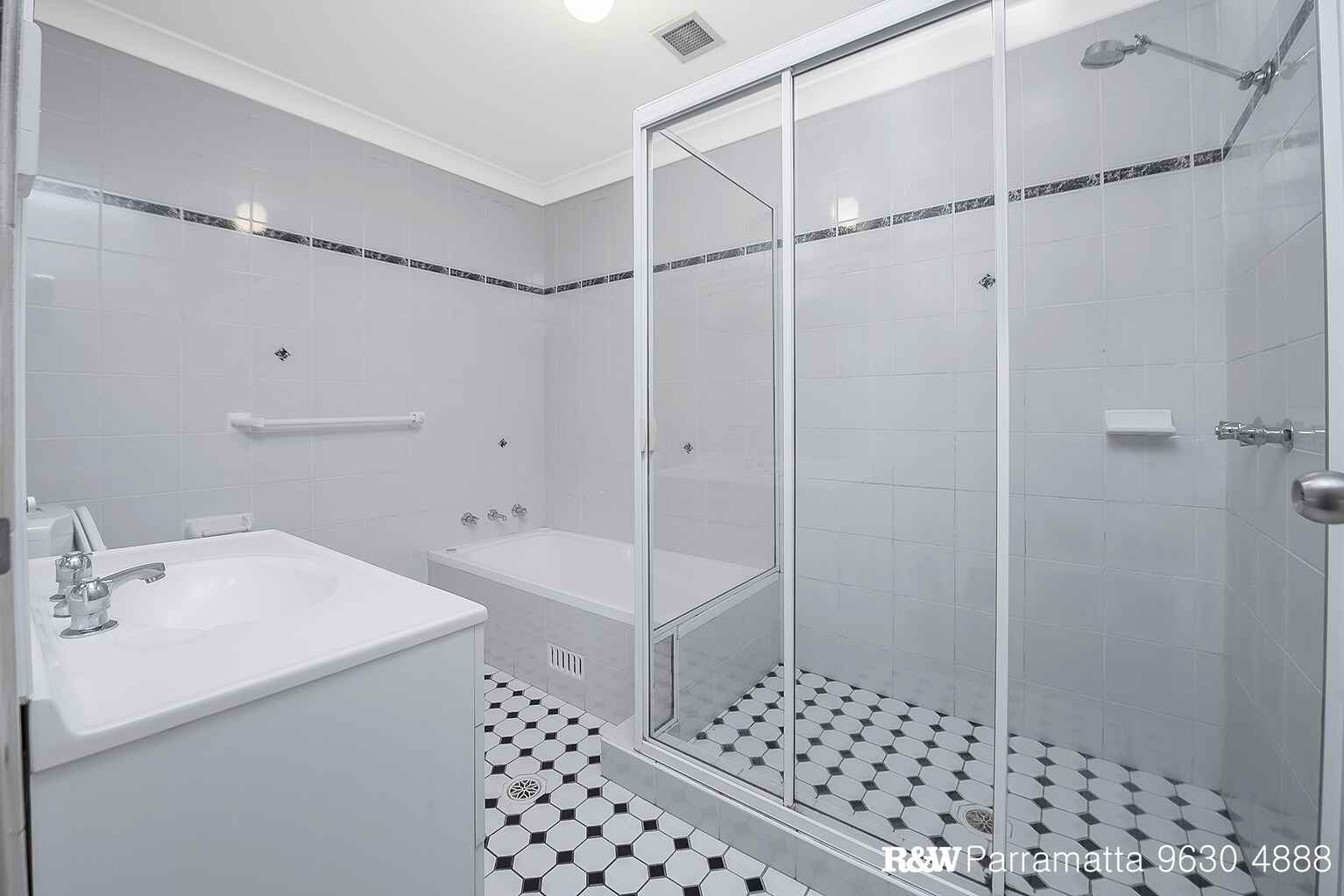 8/66-68 Pitt Street Parramatta