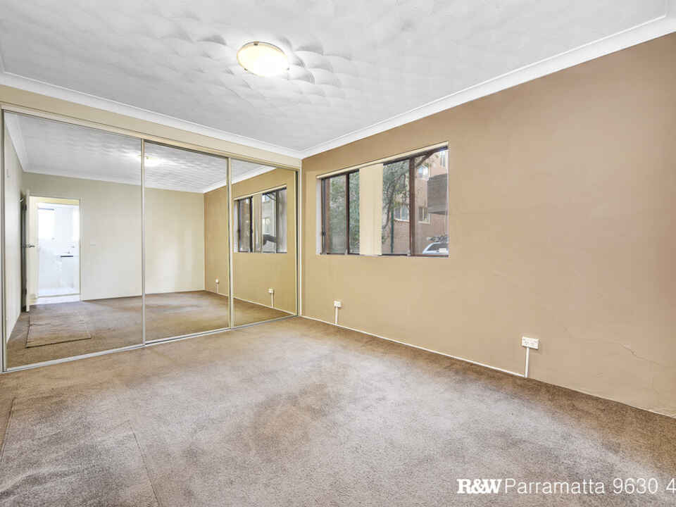 2/88 O'Connell Street North Parramatta