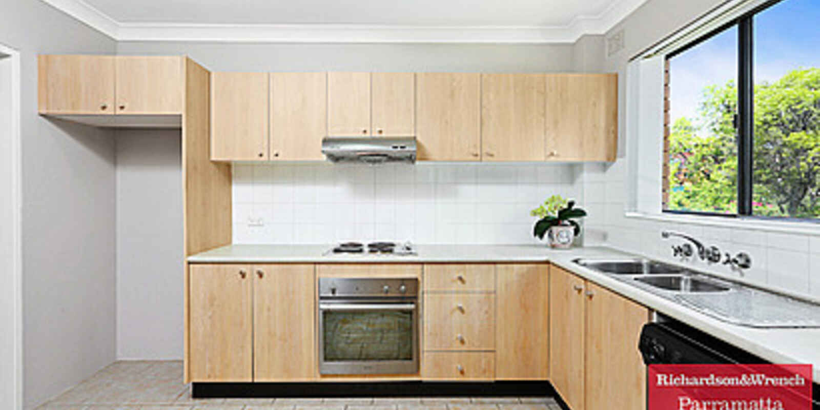 4/10-12 Thomas Street Parramatta