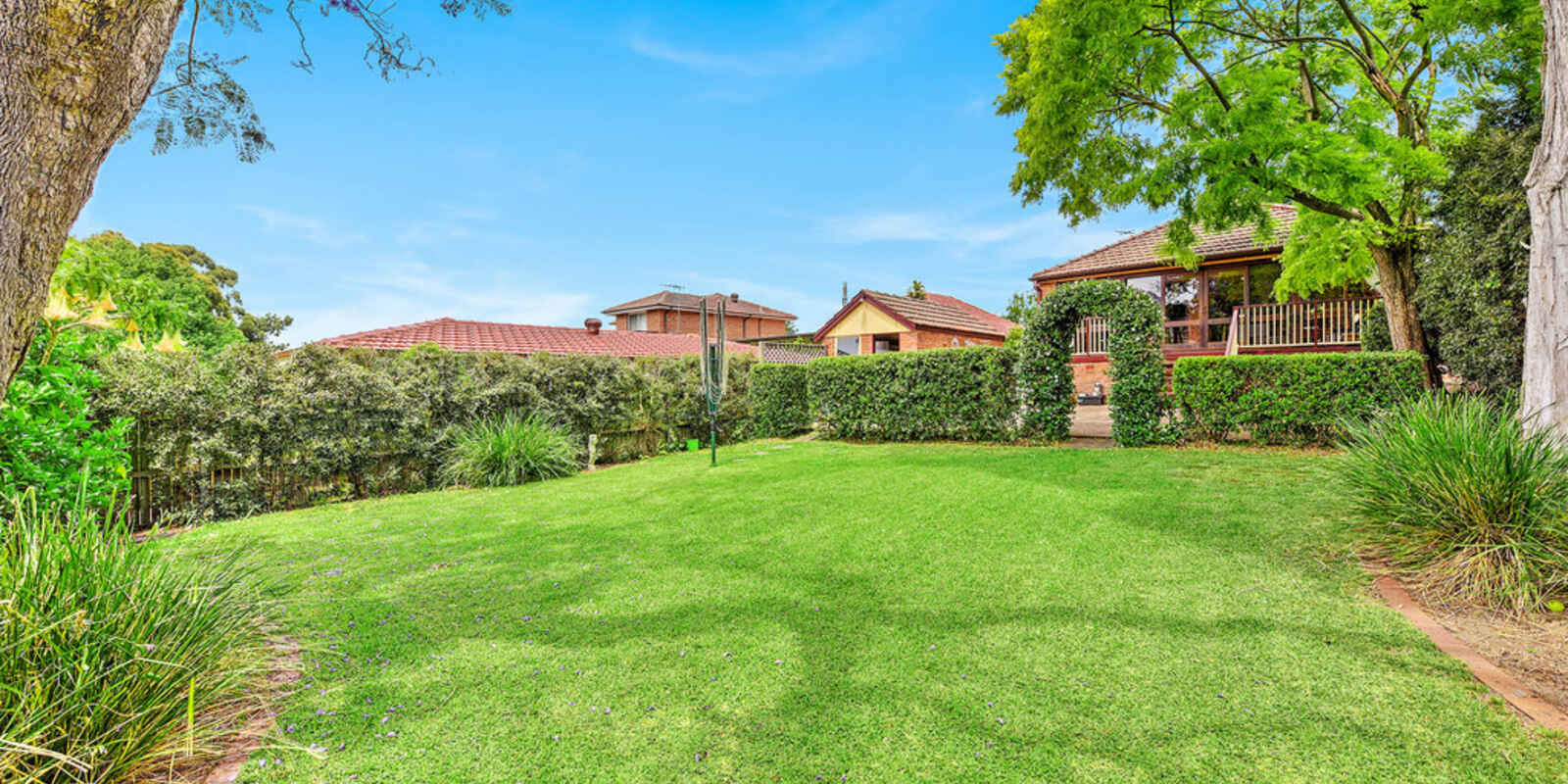 50 Glenayr Avenue Denistone West