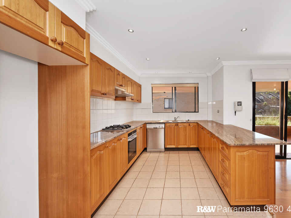 4/40A Fennell Street North Parramatta