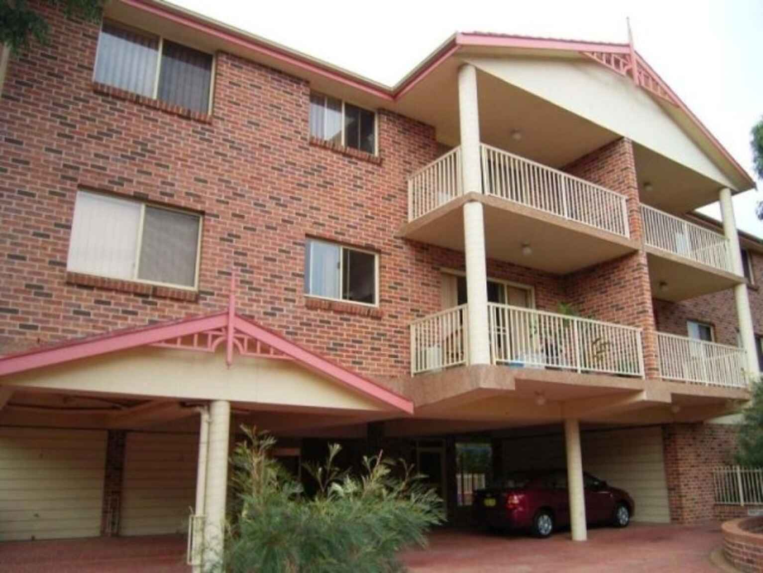 5/36-38 Neil Street Merrylands