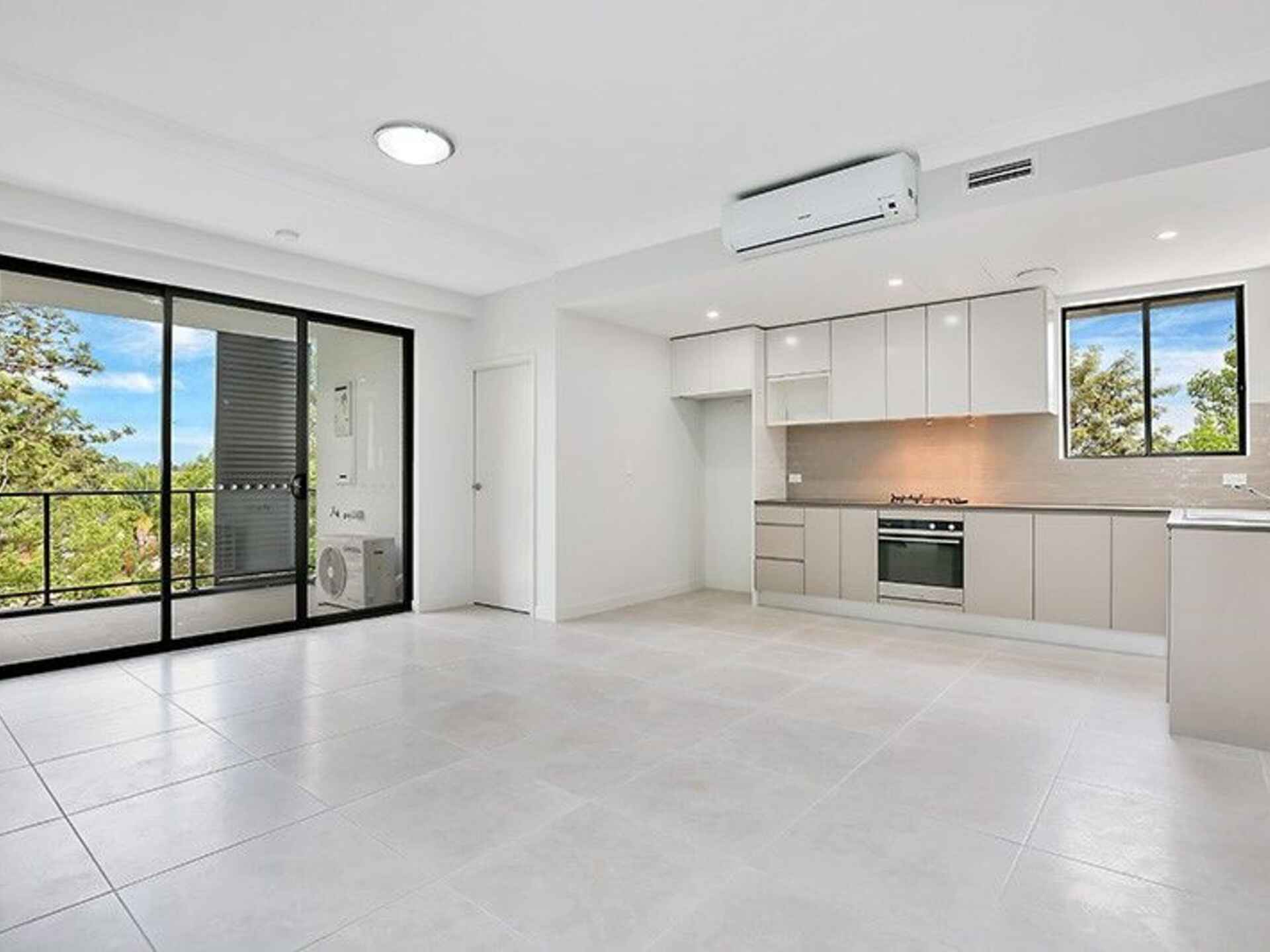 7/4-6 Good Street Westmead