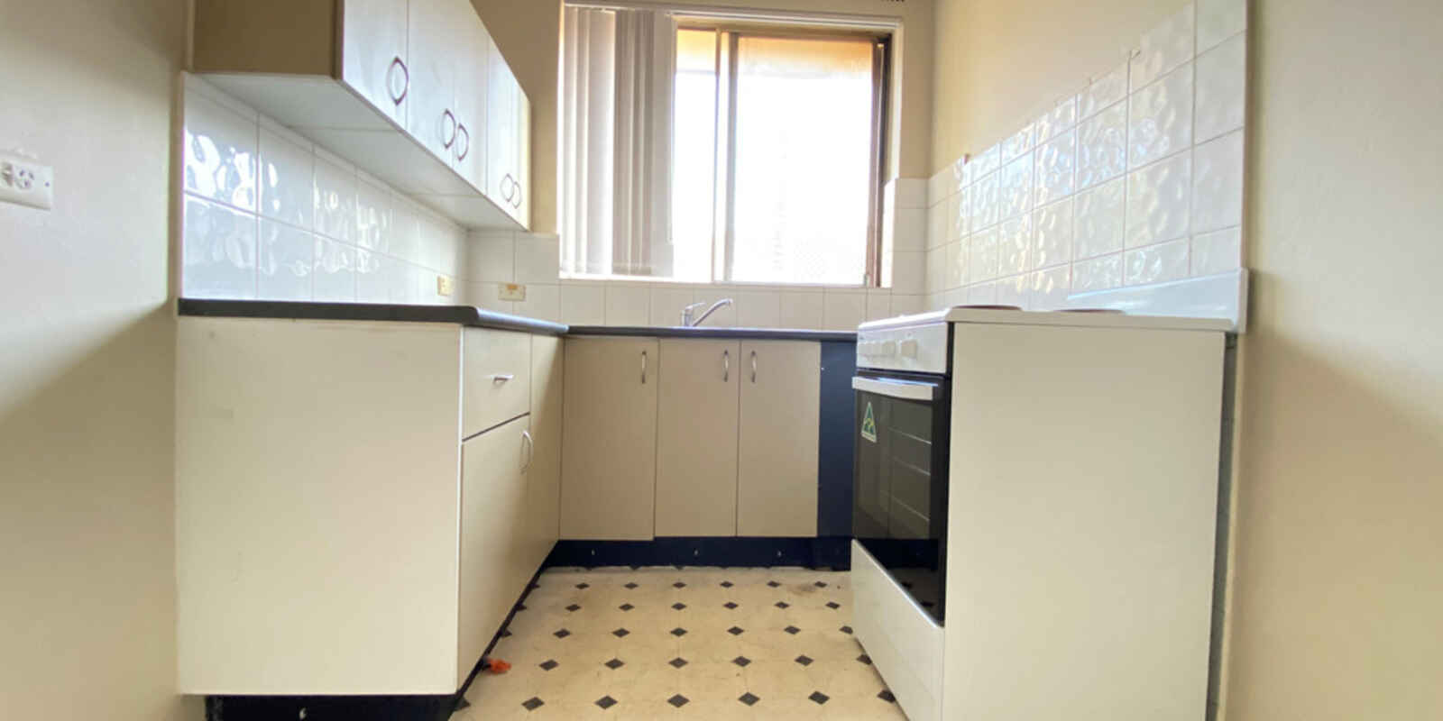 9/16 Wigram Street Harris Park