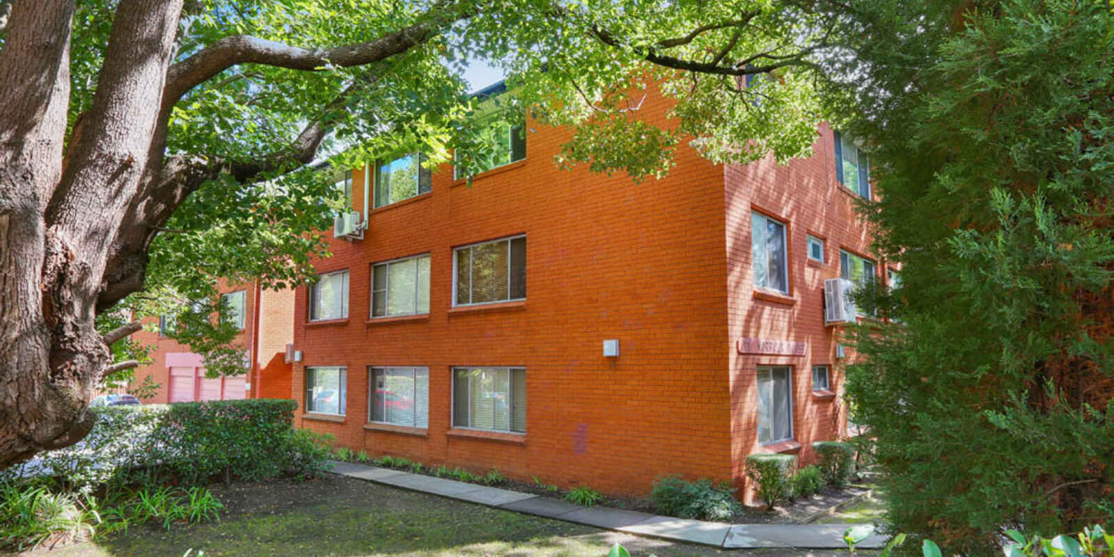 19/11-13 Queens Avenue Parramatta