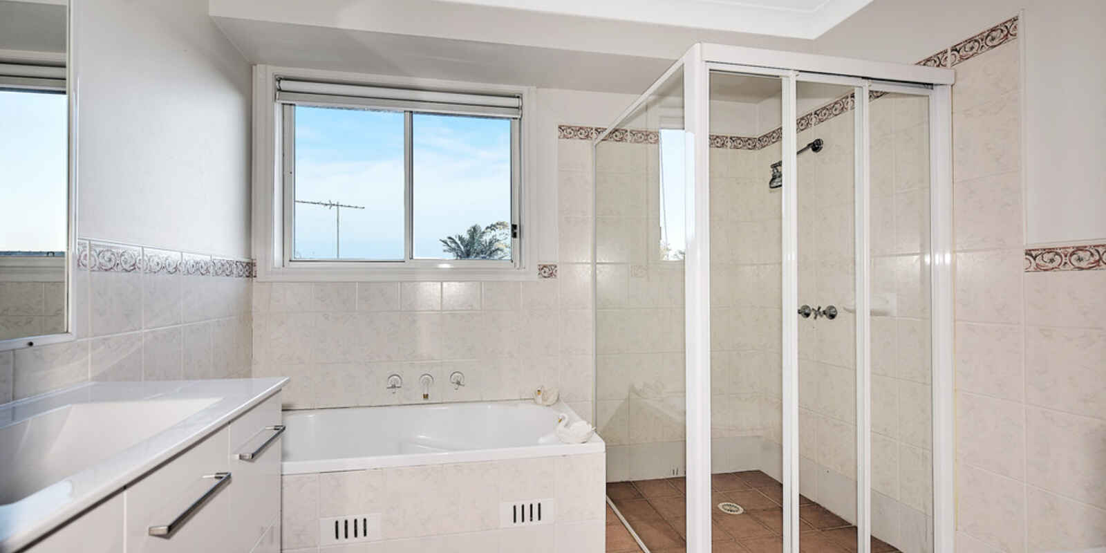 2/11A Page Street Wentworthville
