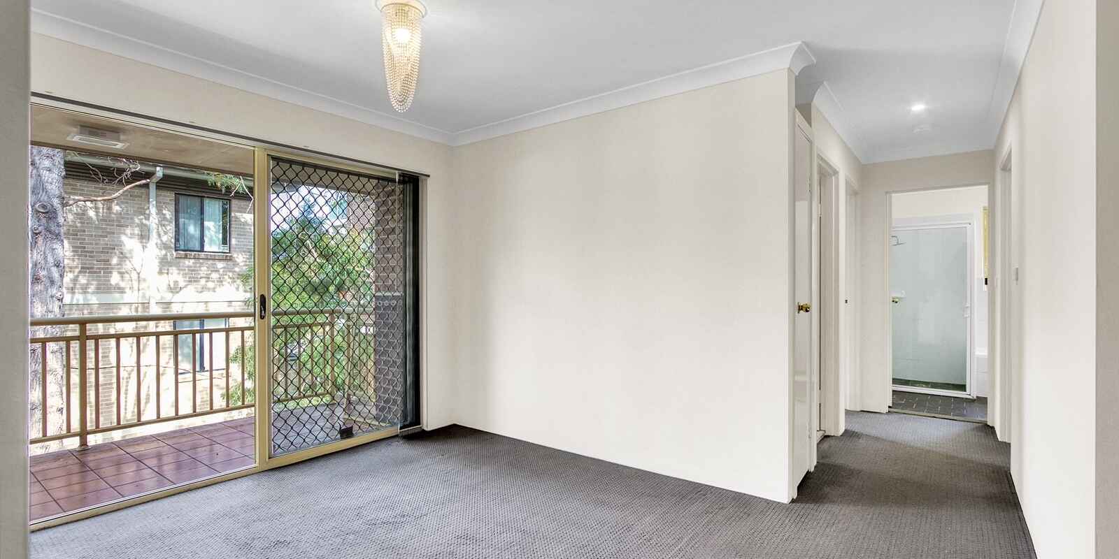 7/64 Clyde Street Guildford