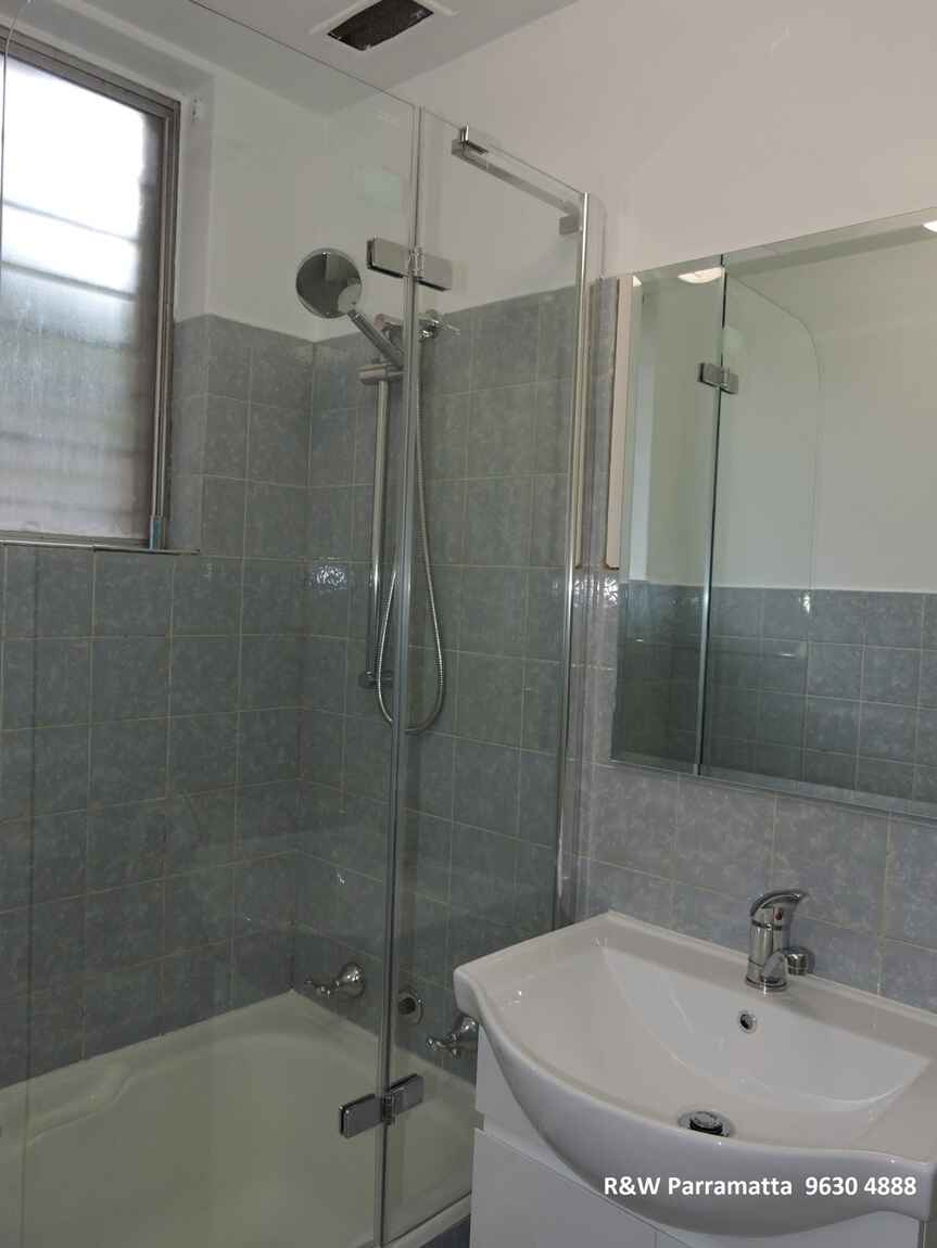 1/32 Fennell Street North Parramatta