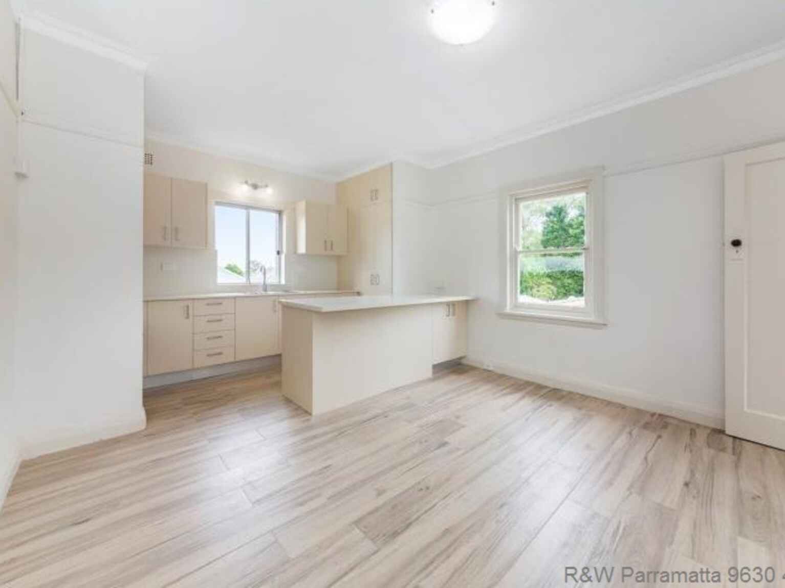 2/10 Prince Street North Parramatta