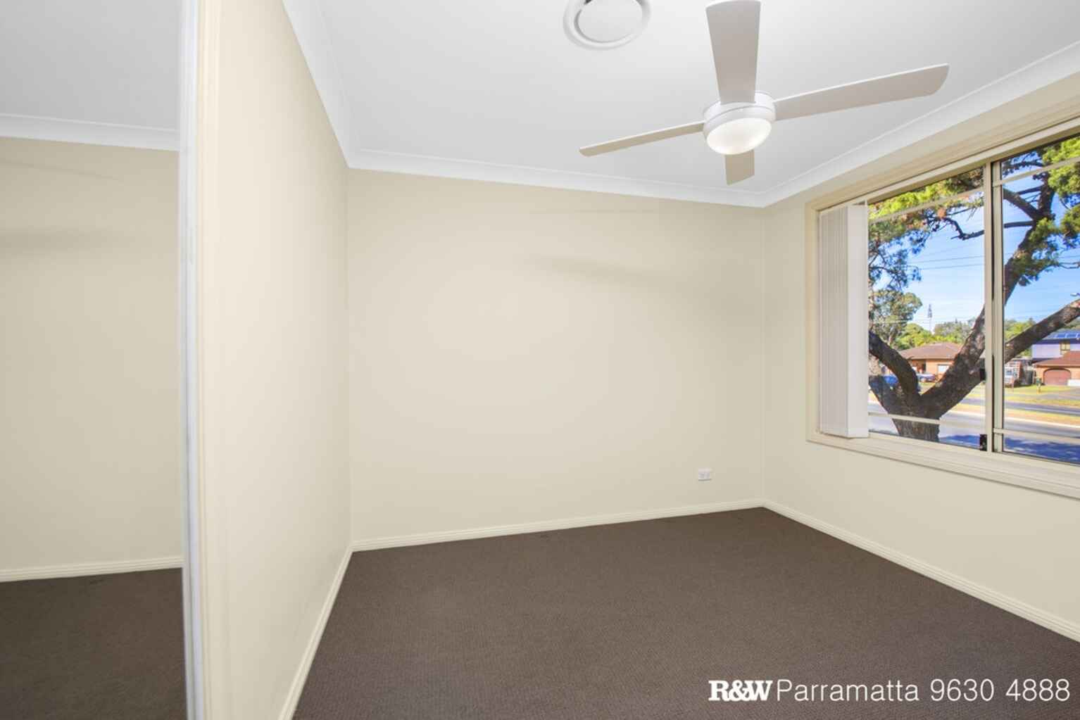 2/7 Rhonda Street Pendle Hill
