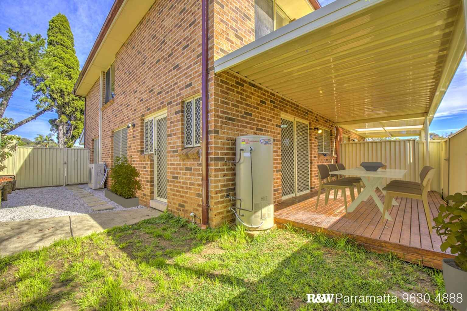 2/7 Rhonda Street Pendle Hill