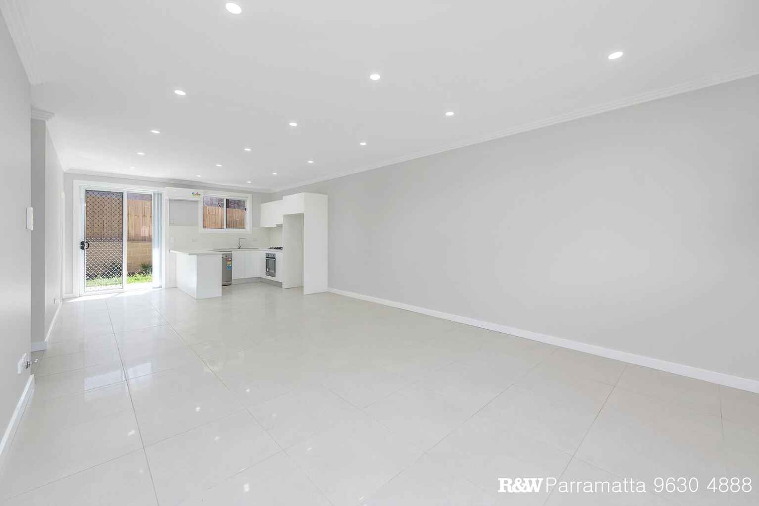 2/10 Mount Street Constitution Hill