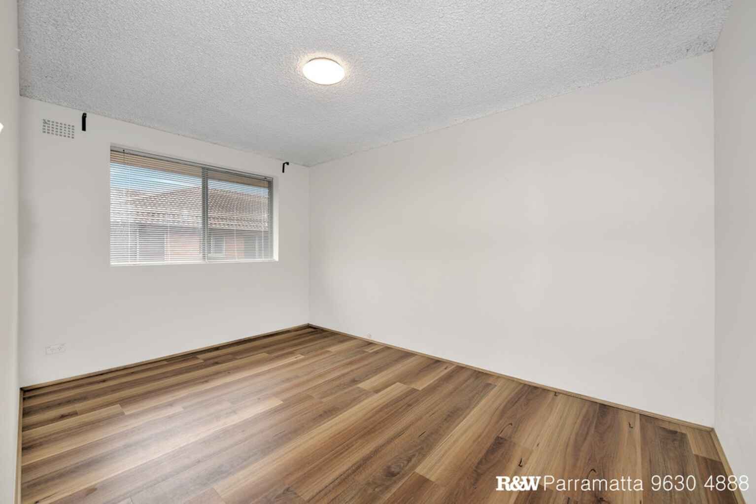 11/19-21 The Trongate Granville