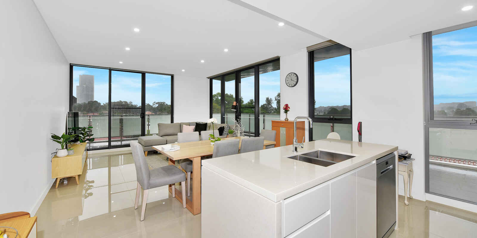 3302/1A Morton Street Parramatta
