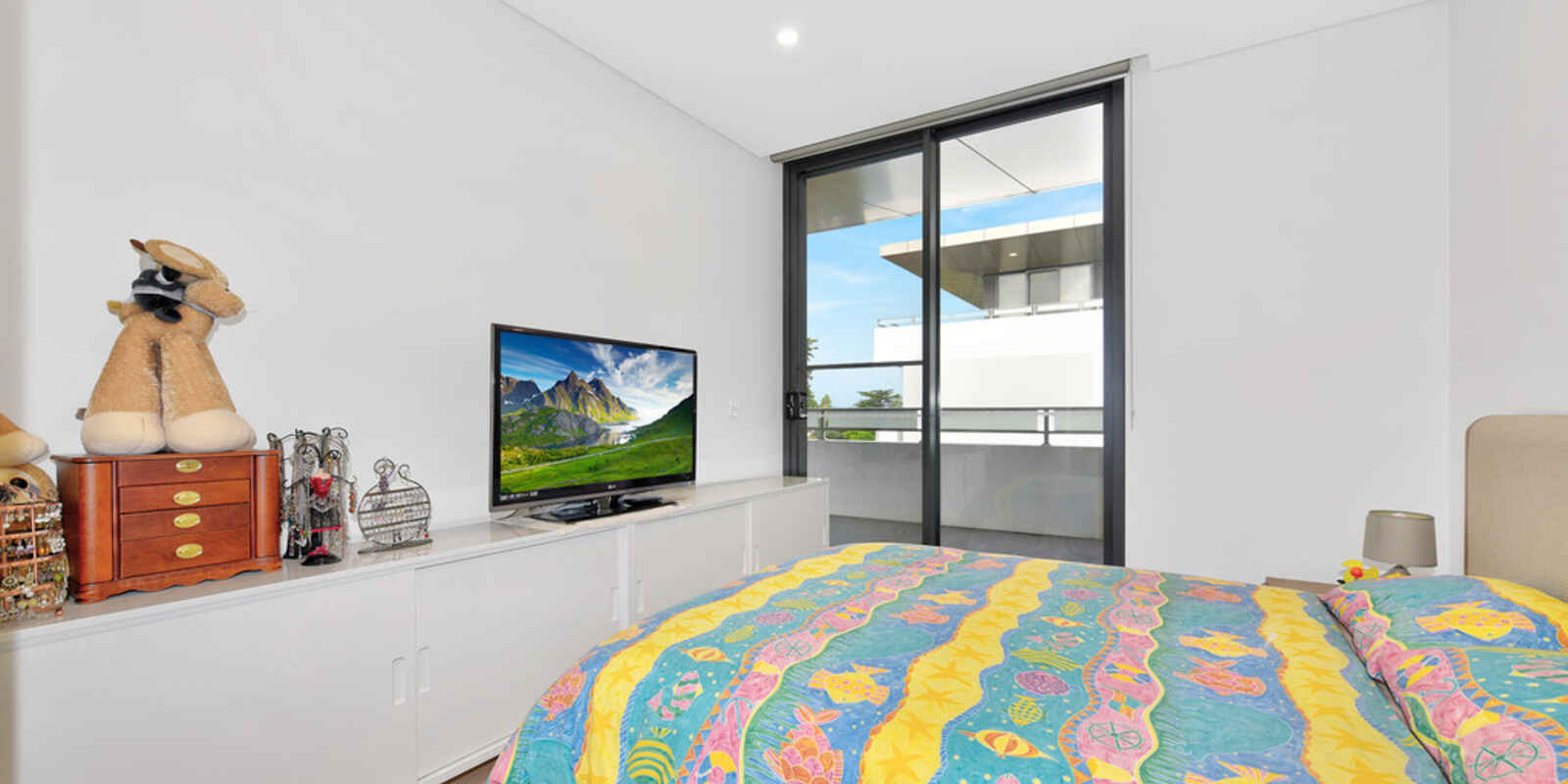 3302/1A Morton Street Parramatta
