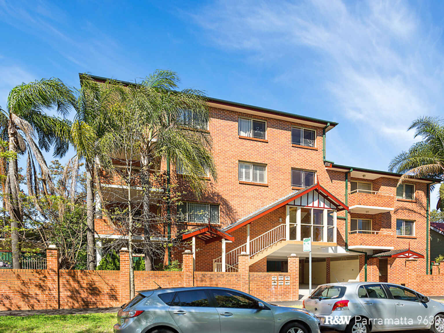 2/32 Galloway Street North Parramatta