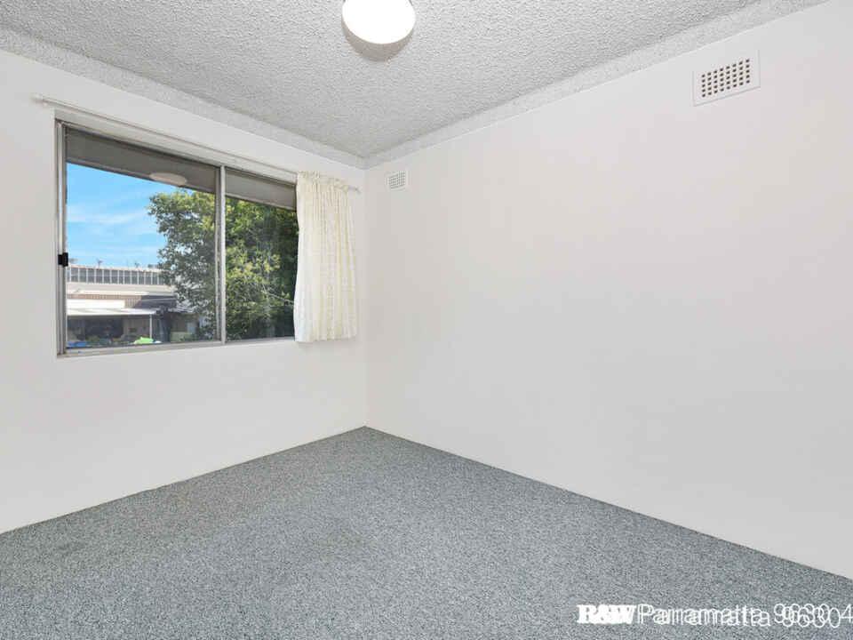 10/3 Dunlop Street North Parramatta