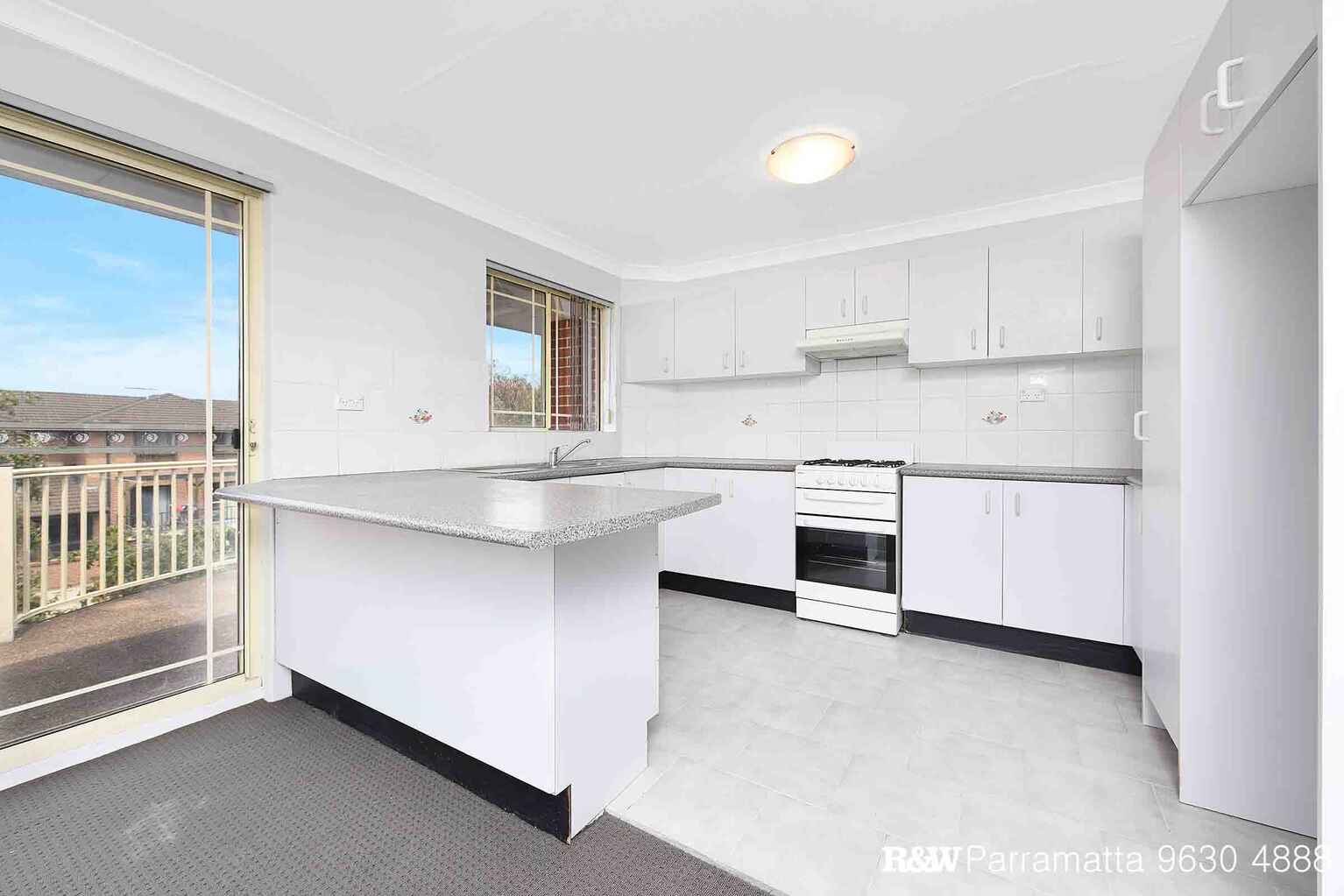 5/6 Early Street Parramatta