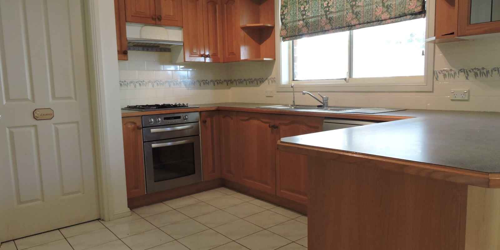1 Whiteman Avenue Bella Vista