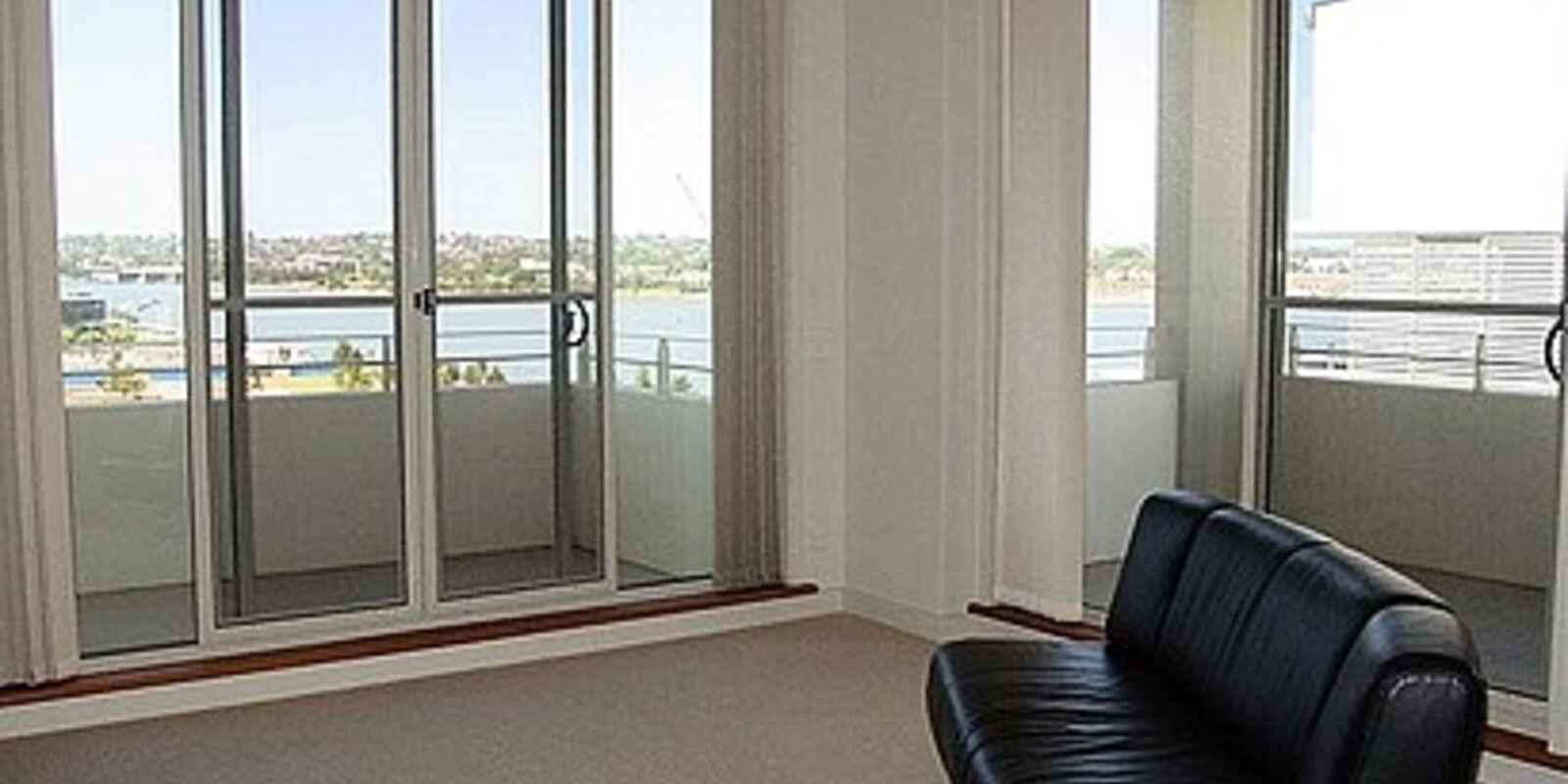 706/2 The Piazza Wentworth Point