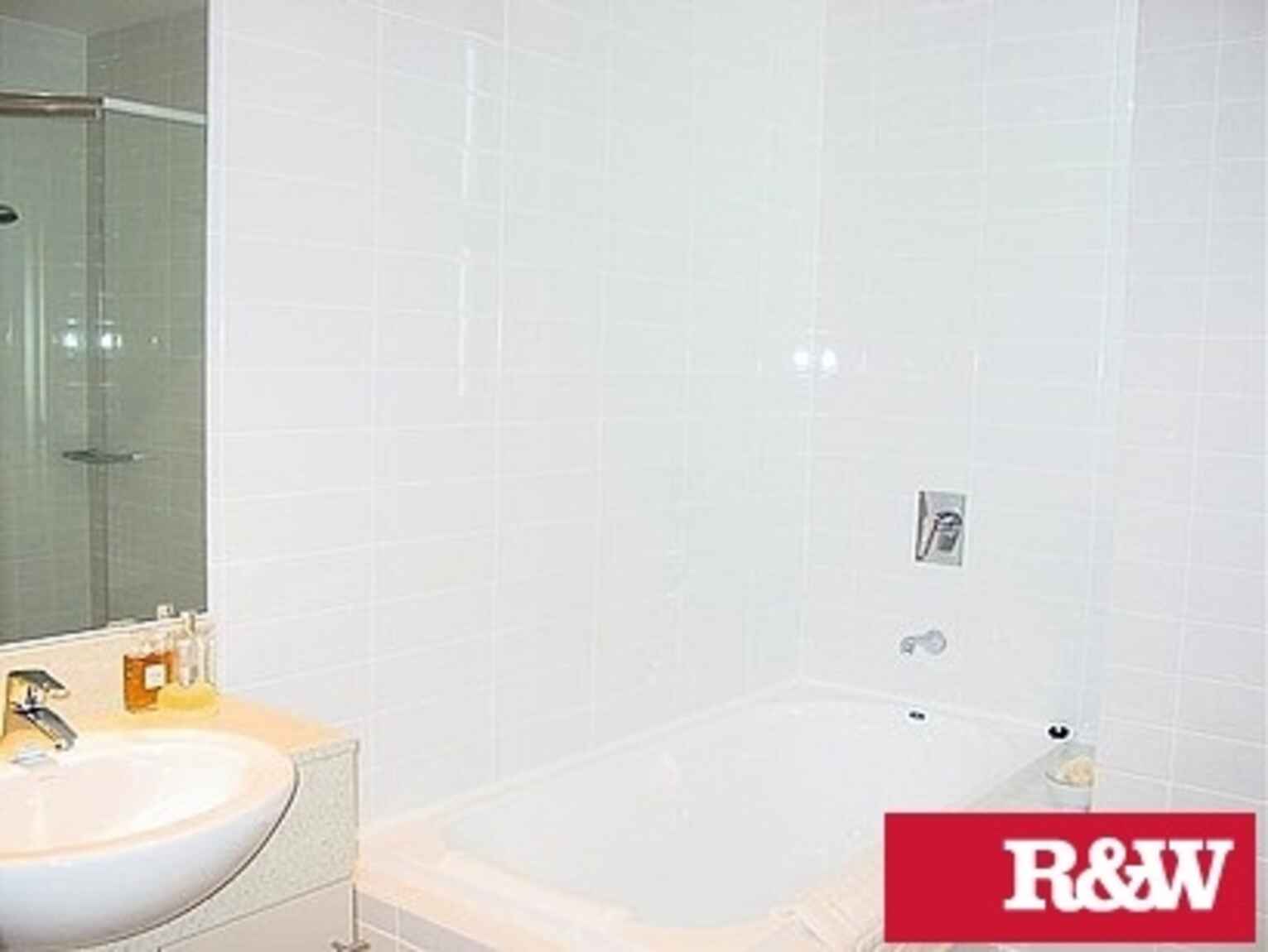 706/2 The Piazza Wentworth Point