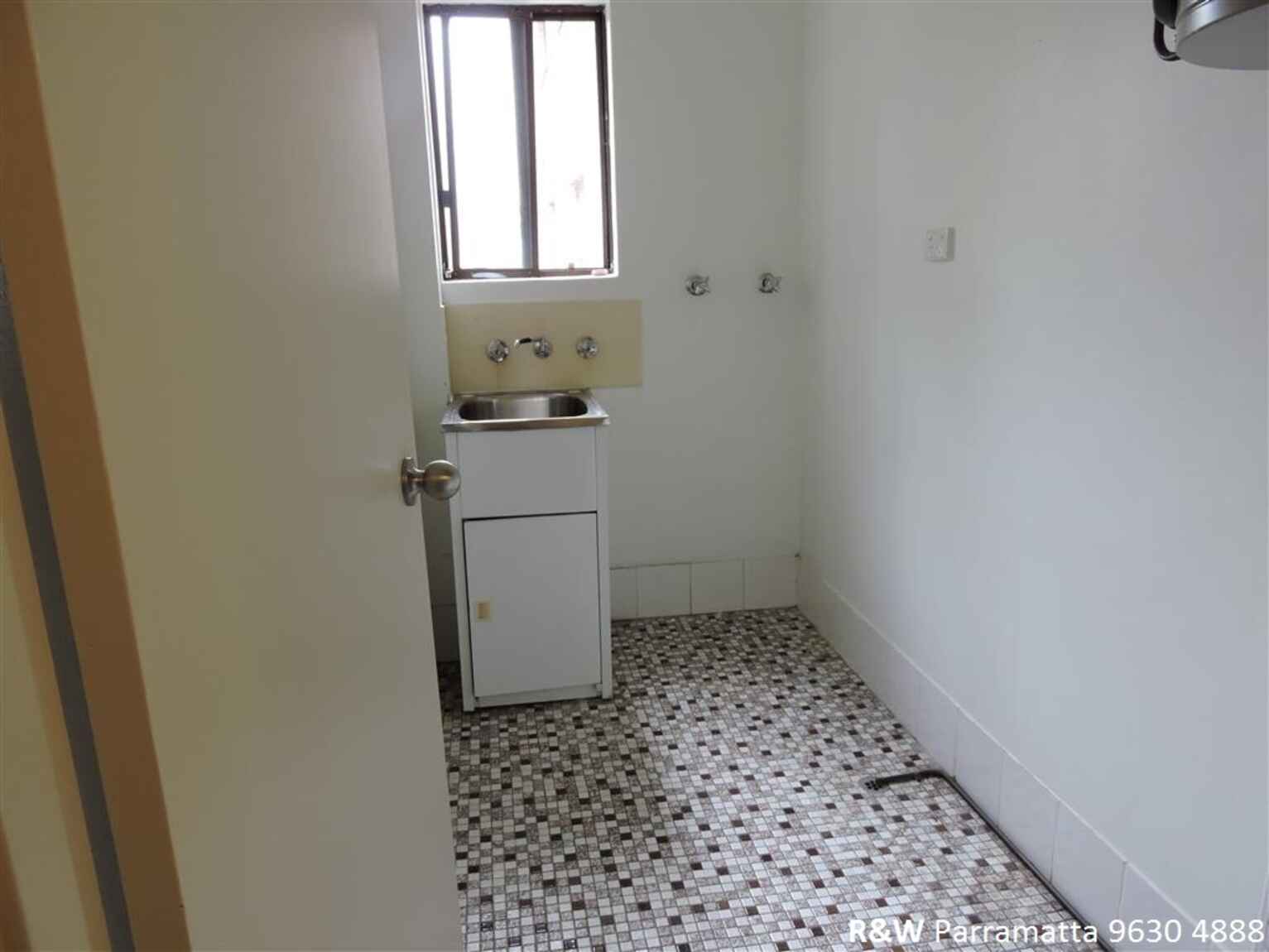 8/7 Dunlop Street North Parramatta