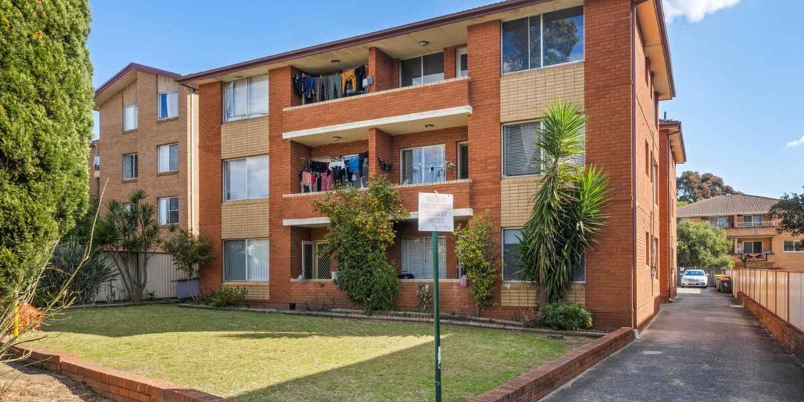 9/15 Station Street West Harris Park 9/15 Station Street West Harris Park