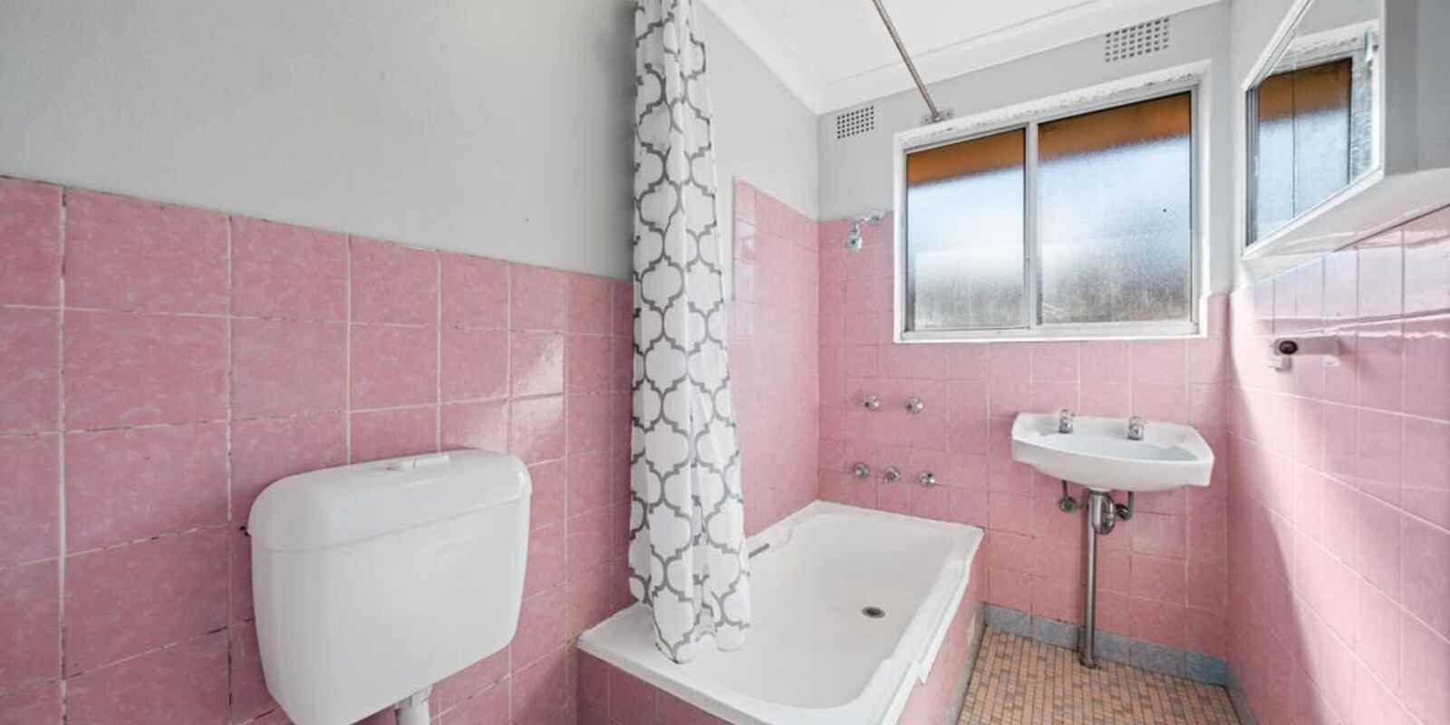 9/15 Station Street West Harris Park 9/15 Station Street West Harris Park