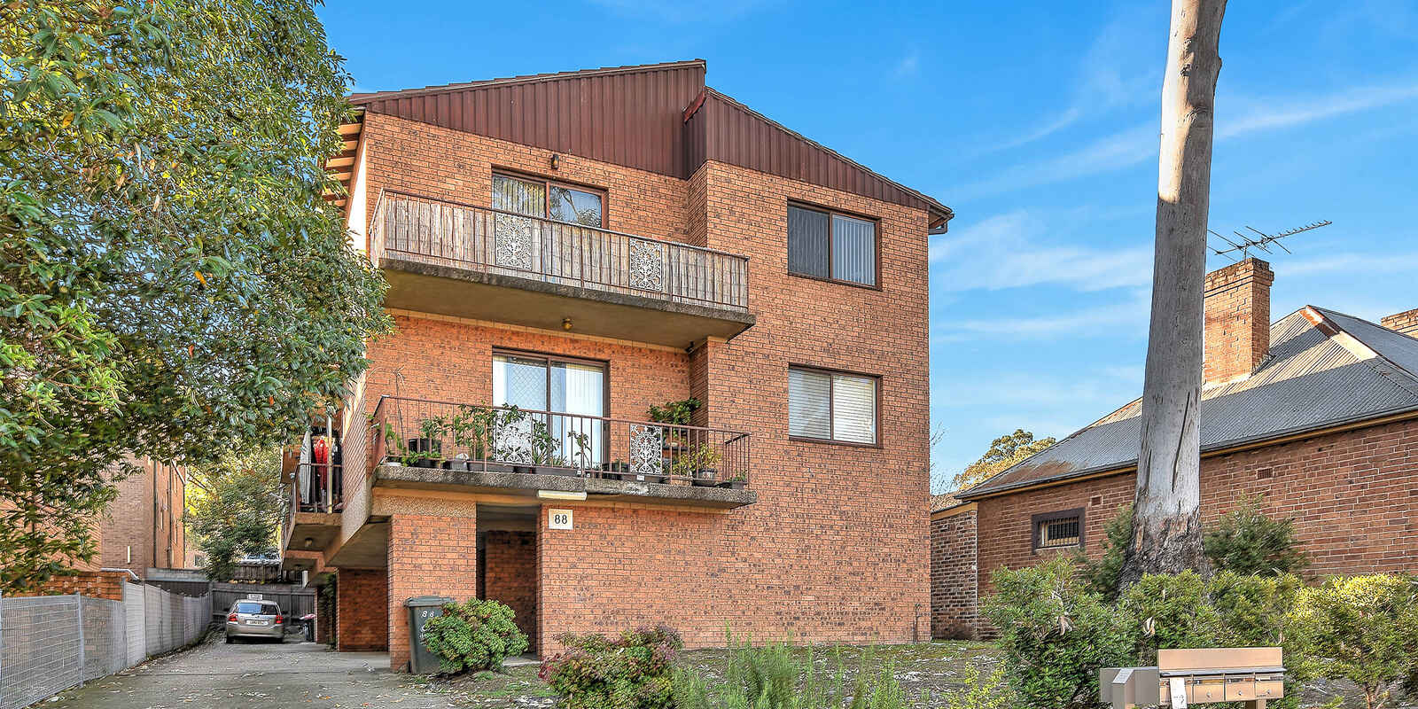 2/88 O'Connell Street North Parramatta