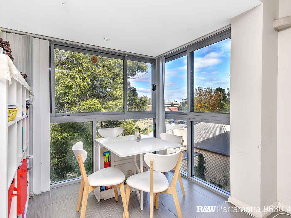 10/58 O'Connell Street Parramatta