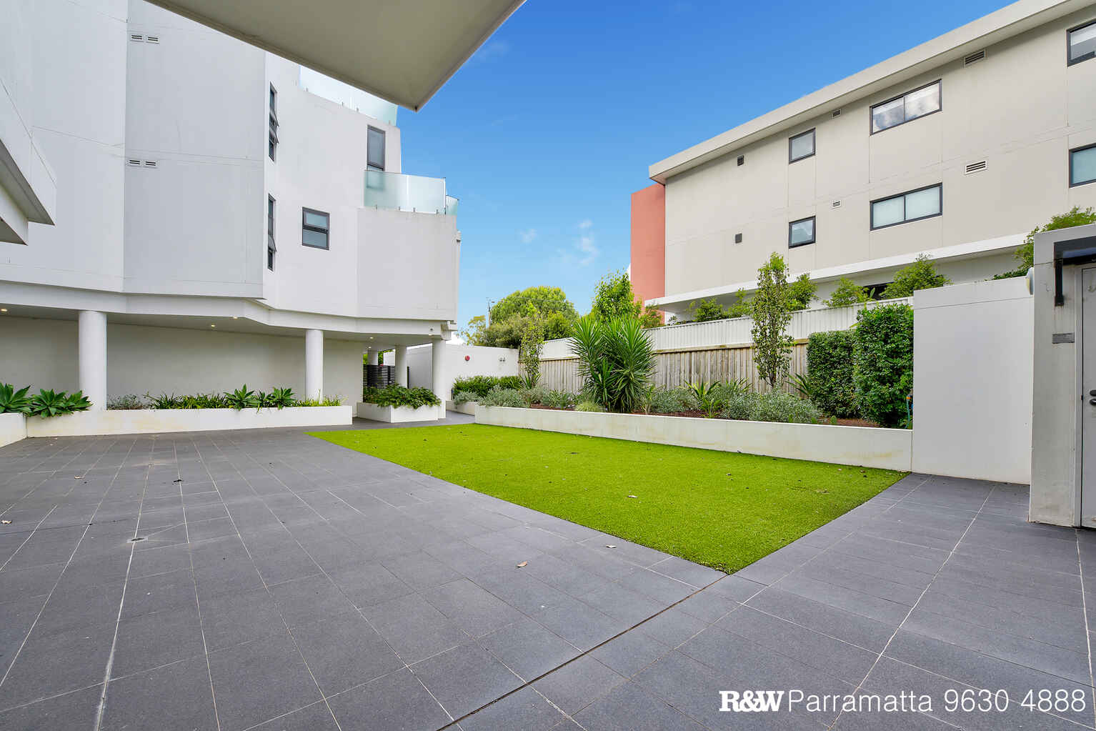 11/2-8 Burwood Road Burwood Heights