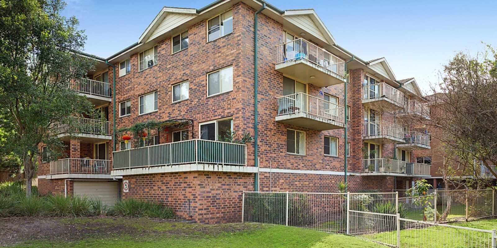 28/1-3 Priddle Street Westmead